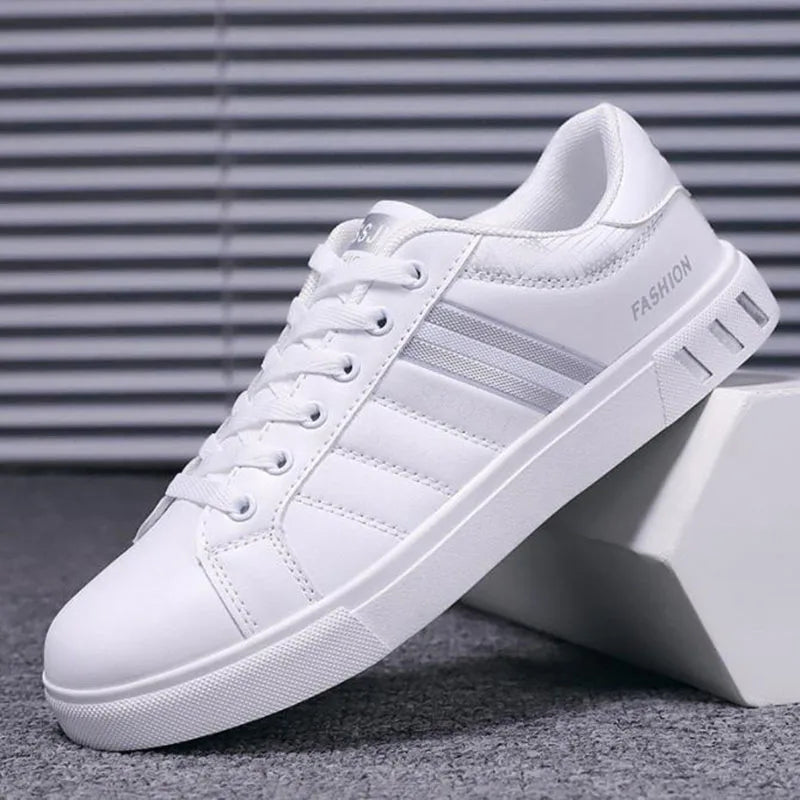 Shoes Men 2023 White Vulcanized Sneakers Boys Flat Comfortable Shoes Man Chaussure Homme Zapatillas Deporte Zapatillas Hombre