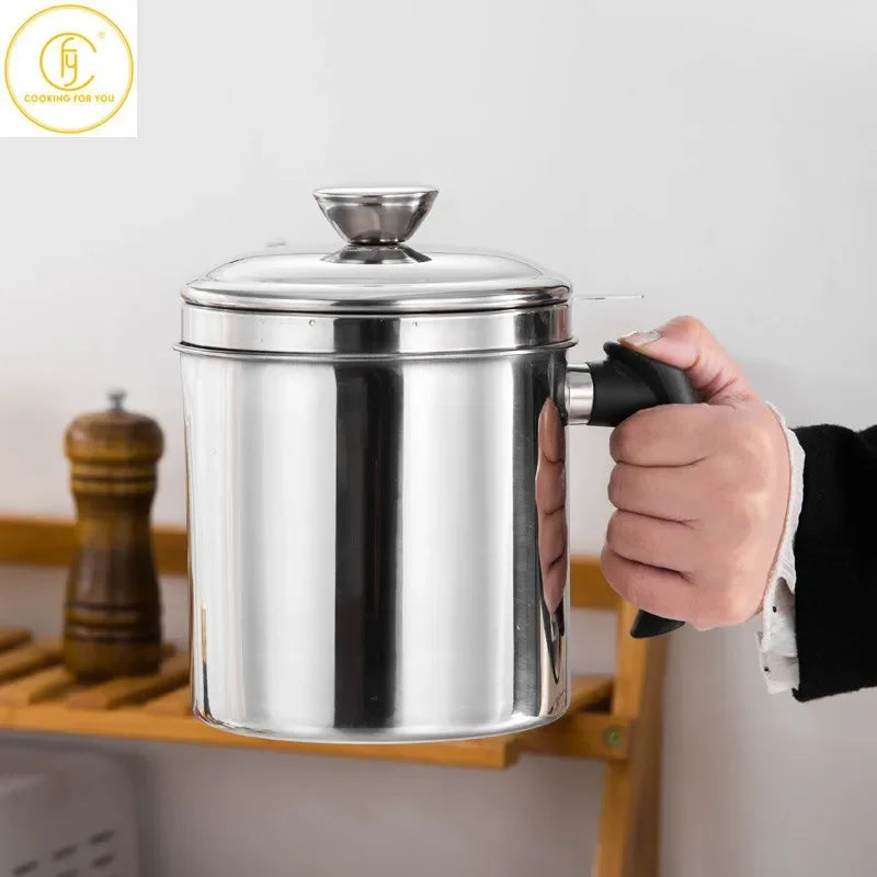 1.3L/1.8L 304 Stainless Steel Oil Strainer Pot Container Jug Storage Can with Filter Cooking Oil Pot for Herb & Spice Tools