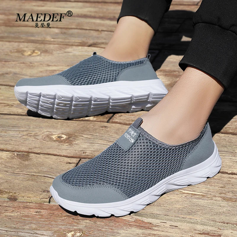 MAEDEF Sneakers Men Summer Casual Shoes Men Mesh Breathable Outdoor Non Slip Sports Shoe Slip on Loafers for Men Plus Size 38-46